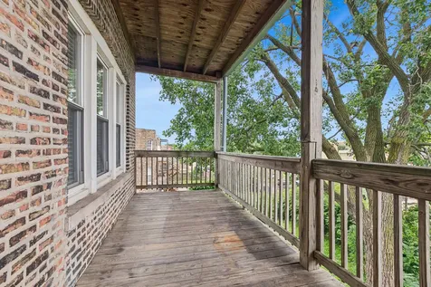 4614 South Calumet Avenue Chicago IL 60653