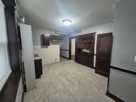 2813 South Lawndale Avenue Chicago IL 60623
