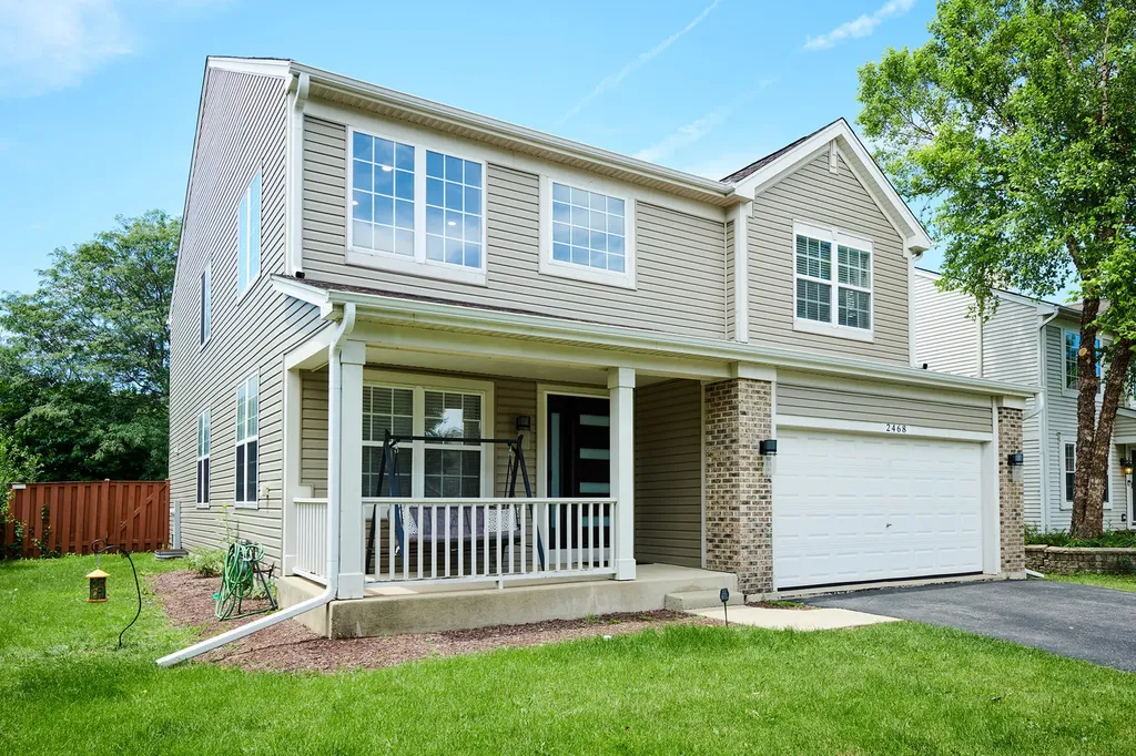 2468 Rosehall Lane Aurora IL 60503