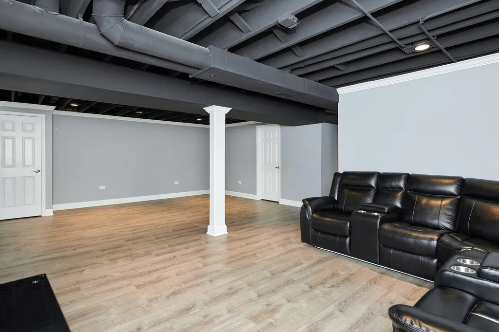 2468 Rosehall Lane Aurora IL 60503