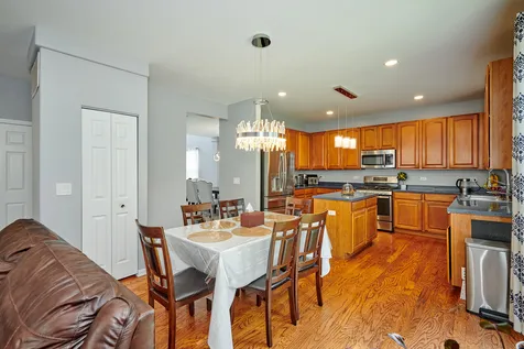 2468 Rosehall Lane Aurora IL 60503