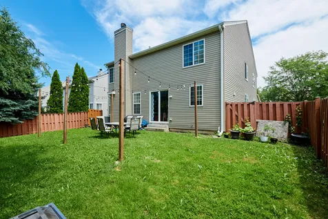 2468 Rosehall Lane Aurora IL 60503