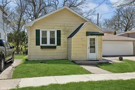 8223 West 30th Street North Riverside IL 60546