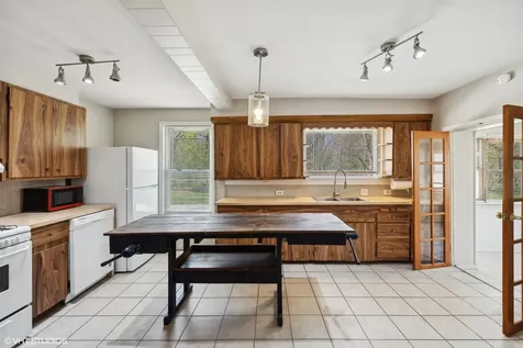 8223 West 30th Street North Riverside IL 60546