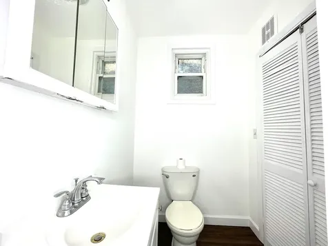 4445-4447 North Broadway Street Chicago IL 60640