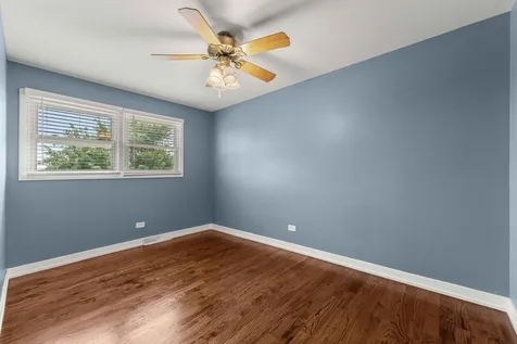 15954 Ozark Avenue Tinley Park IL 60477