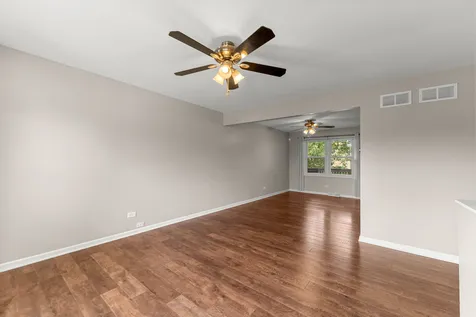 15954 Ozark Avenue Tinley Park IL 60477