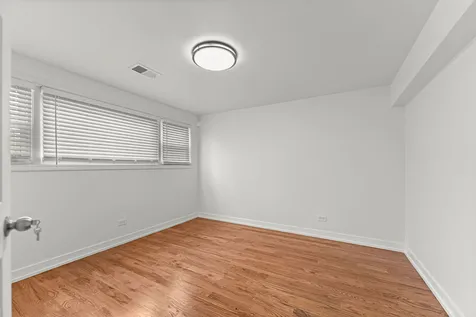 15954 Ozark Avenue Tinley Park IL 60477