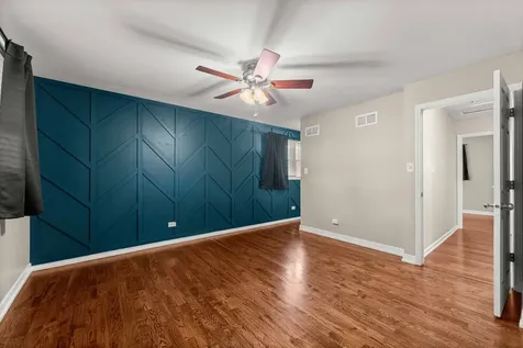 15954 Ozark Avenue Tinley Park IL 60477