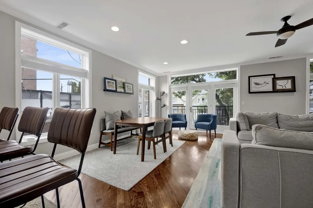 5006 North Western Avenue Chicago IL 60625
