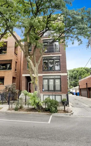 5006 North Western Avenue Chicago IL 60625