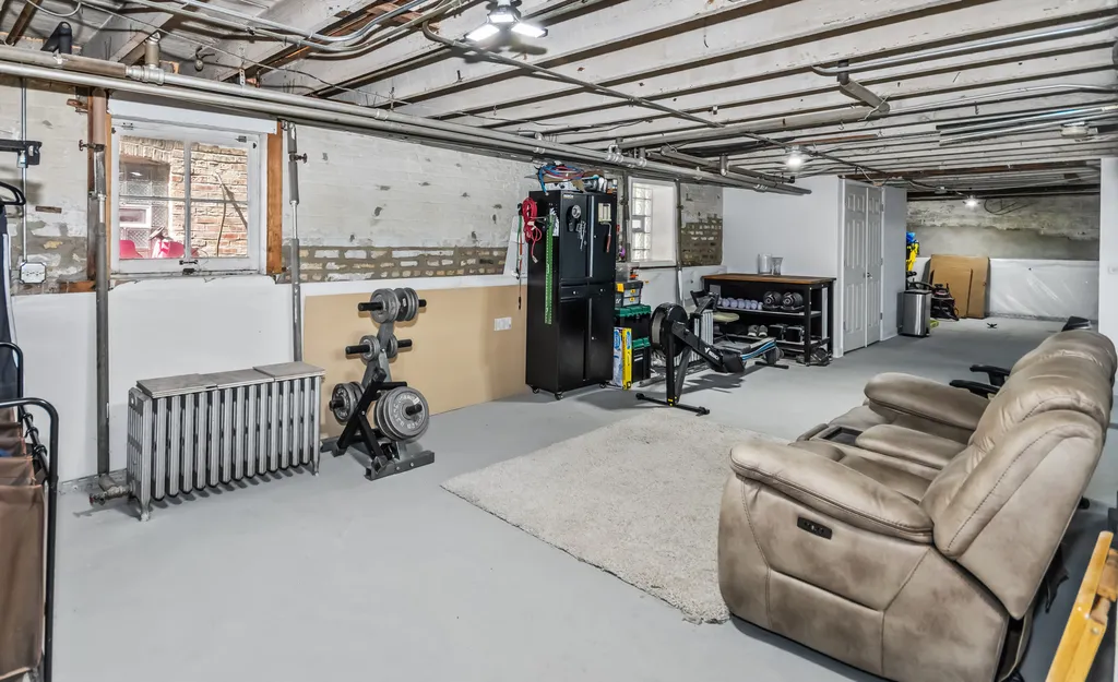 4839 North Kentucky Avenue Chicago IL 60630