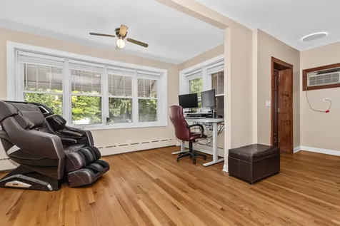 4839 North Kentucky Avenue Chicago IL 60630