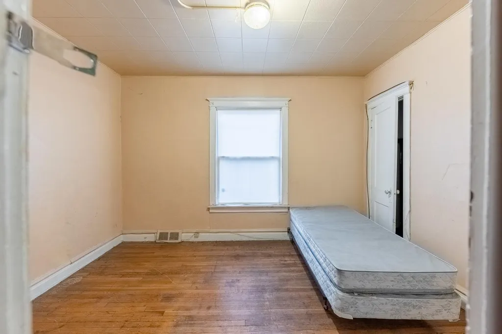 11849 South Wentworth Avenue Chicago IL 60628