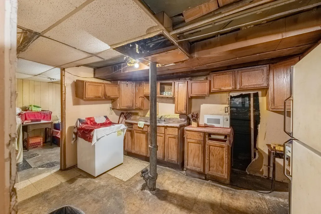 11849 South Wentworth Avenue Chicago IL 60628