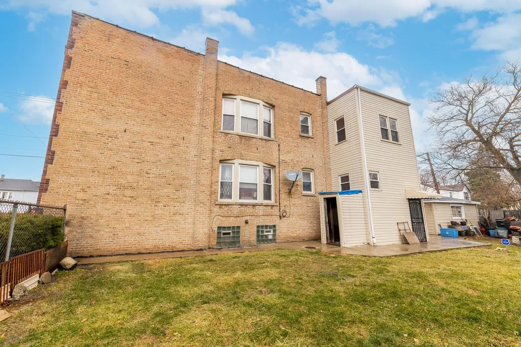 11849 South Wentworth Avenue Chicago IL 60628