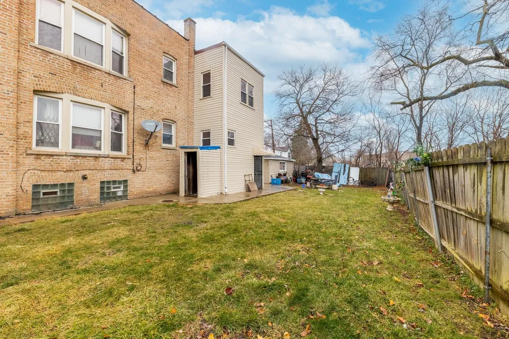 11849 South Wentworth Avenue Chicago IL 60628