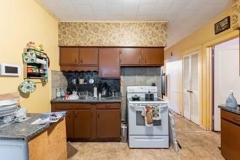 11849 South Wentworth Avenue Chicago IL 60628
