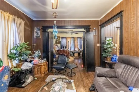 11849 South Wentworth Avenue Chicago IL 60628