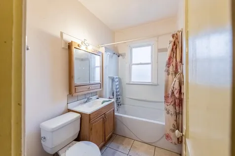 11849 South Wentworth Avenue Chicago IL 60628