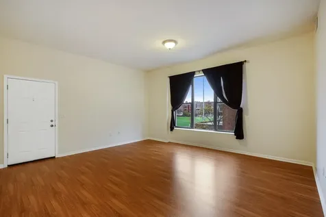 885 North Marshfield Avenue Chicago IL 60622