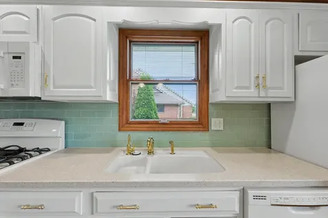 1325 Dickens Court Monticello IL 61856