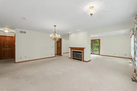 1325 Dickens Court Monticello IL 61856