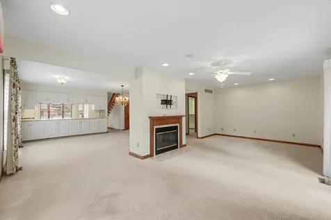 1325 Dickens Court Monticello IL 61856