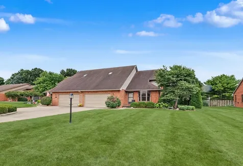 1325 Dickens Court Monticello IL 61856