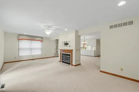 1325 Dickens Court Monticello IL 61856