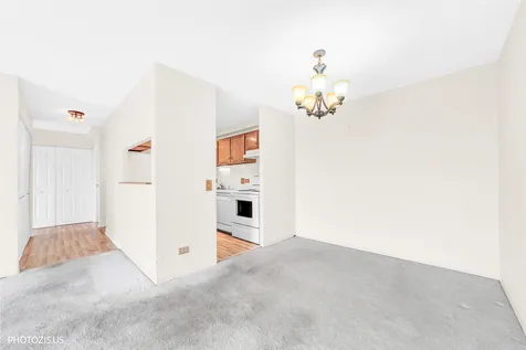 1840 Huntington Boulevard Hoffman Estates IL 60169