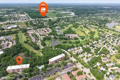 1840 Huntington Boulevard Hoffman Estates IL 60169