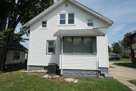 1211 18TH Street Rockford IL 61104