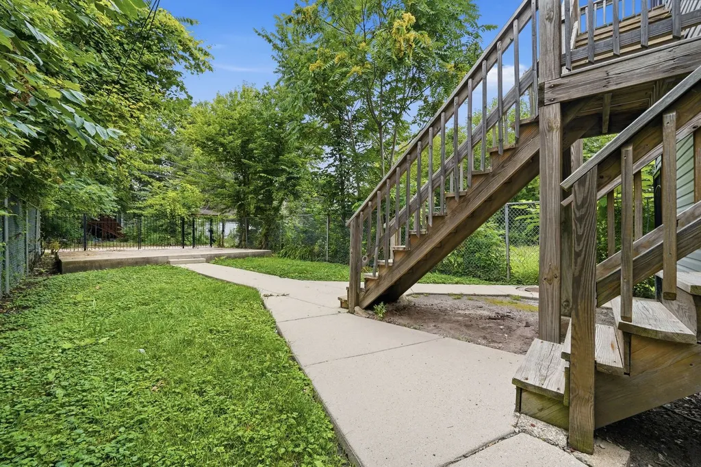 8632 South Sangamon Street Chicago IL 60620