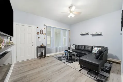 8632 South Sangamon Street Chicago IL 60620