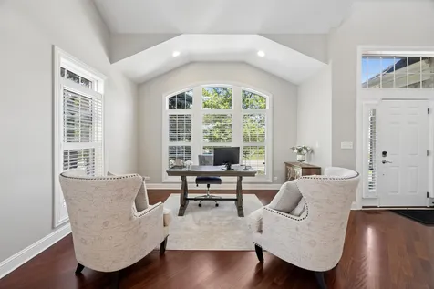 1015 White Pine Lane Western Springs IL 60558