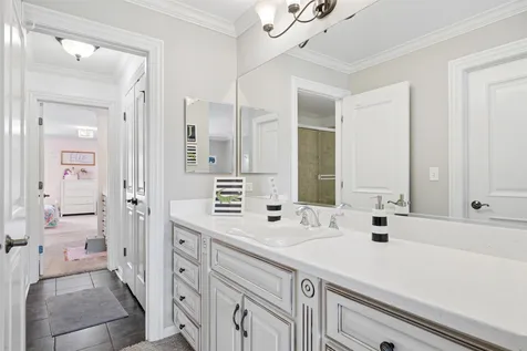 1015 White Pine Lane Western Springs IL 60558