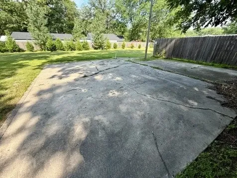 3011 North 15270e Road Momence IL 60954