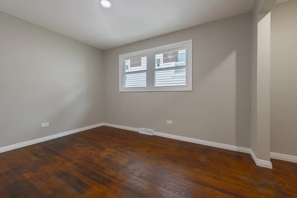 11955 South Prairie Avenue Chicago IL 60628