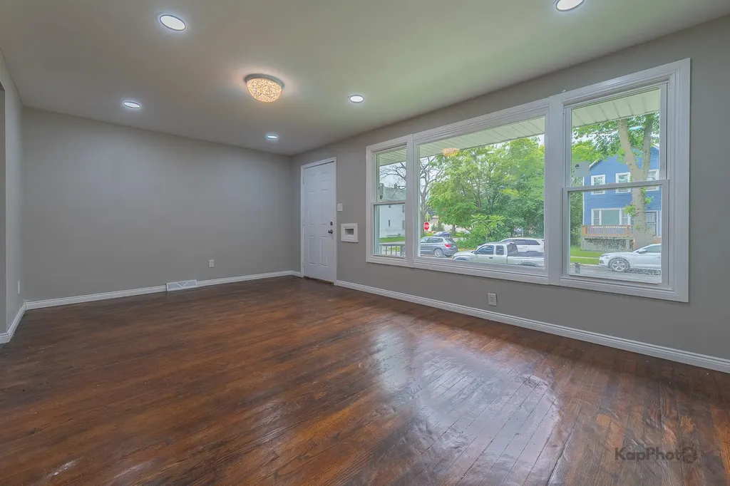 11955 South Prairie Avenue Chicago IL 60628