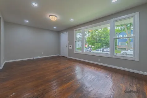 11955 South Prairie Avenue Chicago IL 60628