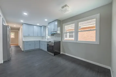 11955 South Prairie Avenue Chicago IL 60628