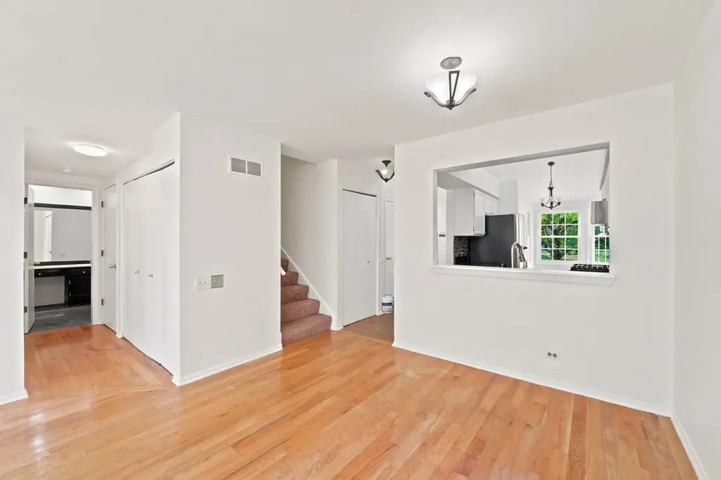 419 Orleans Avenue Naperville IL 60565