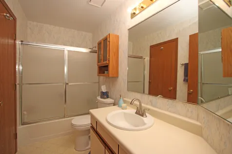 1377 East Evergreen Drive Palatine IL 60074