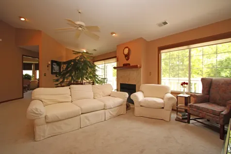 1377 East Evergreen Drive Palatine IL 60074