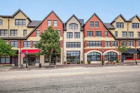 10 East Burlington Street Riverside IL 60546