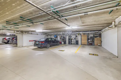 10 East Burlington Street Riverside IL 60546