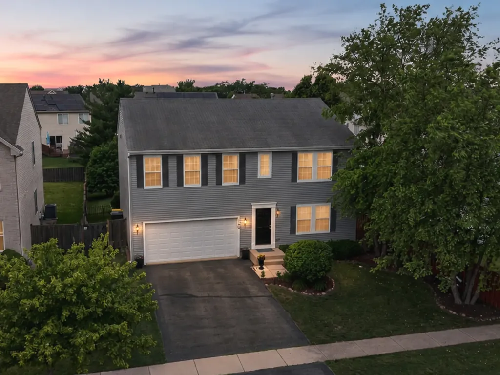 1196 Port Royal Road Pingree Grove IL 60140