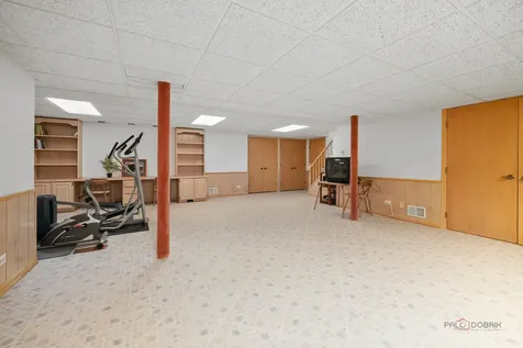 222 West Old Mill Road Lake Forest IL 60045