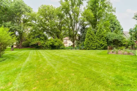 222 West Old Mill Road Lake Forest IL 60045